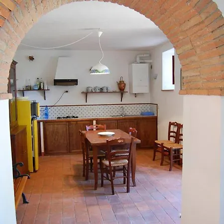 Appartement Sleeps 4 Pool Wifi *