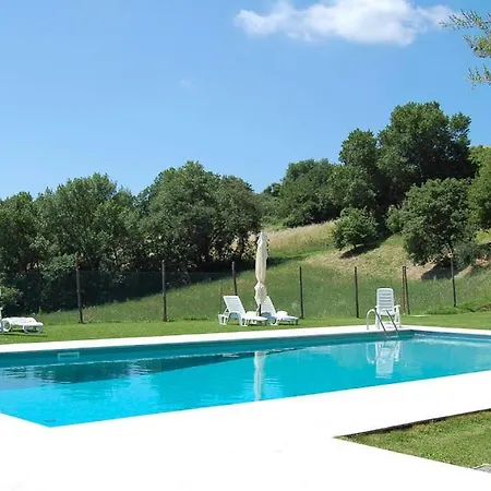 Appartement Sleeps 4 Pool Wifi *